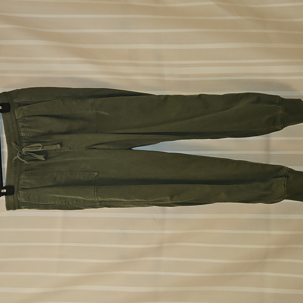 Gap Cuff Drawstring Jogger Pant